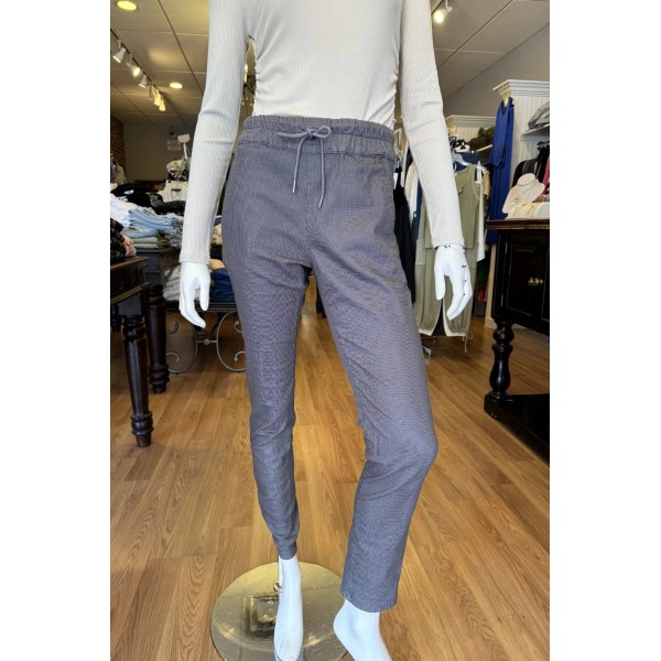 Shely OG Jogger Pant Shely OG Jogger Pant