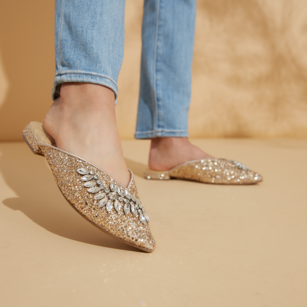 The Swan - Jeweled Gold Sparkle The Swan - Jeweled Gold Sparkle