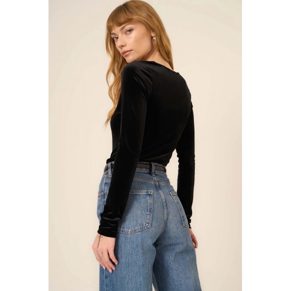Dream Come True Square Neck Velvet Long Sleeve Dream Come True Square Neck Velvet Long Sleeve