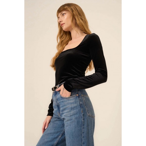 Dream Come True Square Neck Velvet Long Sleeve Dream Come True Square Neck Velvet Long Sleeve