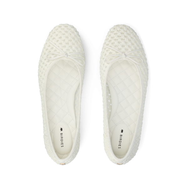 The Songbird - White Openweave The Songbird - White Openweave