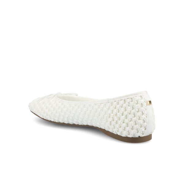 The Songbird - White Openweave The Songbird - White Openweave