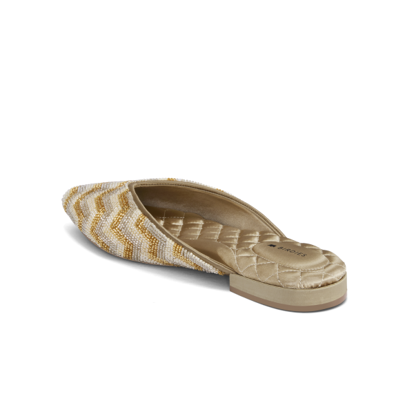The Swan - Champagne Chevron The Swan - Champagne Chevron