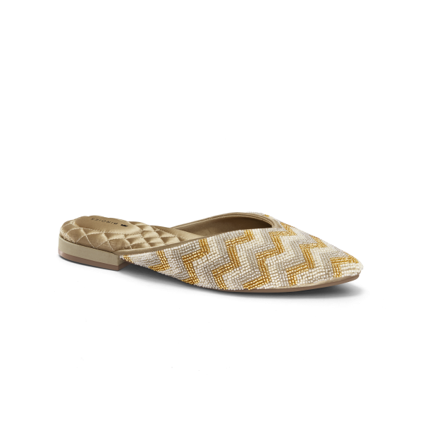 The Swan - Champagne Chevron The Swan - Champagne Chevron
