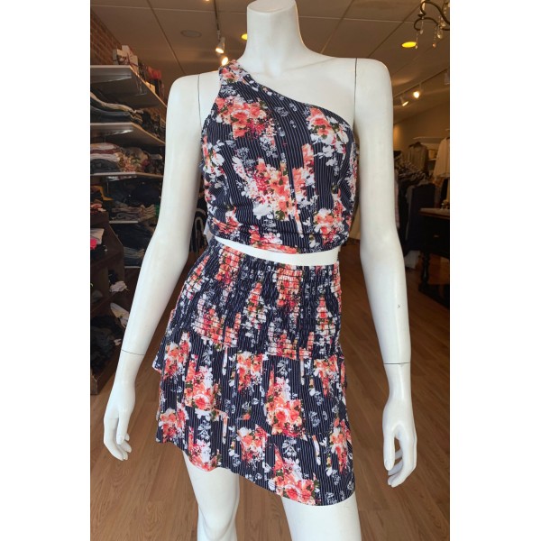 Anais Asymmetric Crop Top Anais Asymmetric Crop Top
